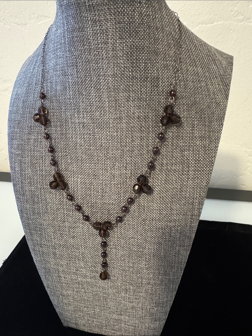 Lori/Lori Swarovski/Brown Beaded Y-Necklace with Floral Accents